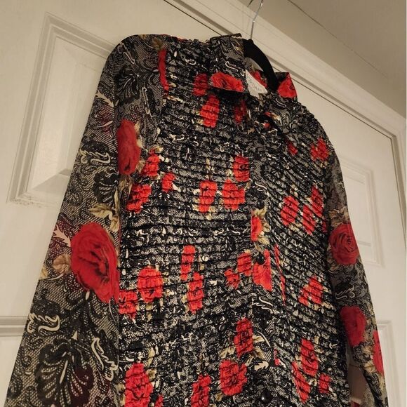 NWT Jordan black, white, and red floral button up blouse with sheer sleeves - Picture 3 of 7